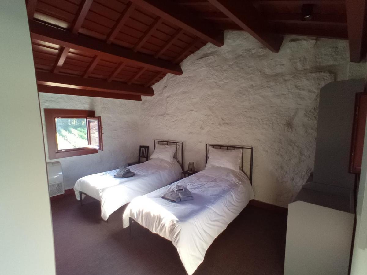 Quinta Pousada De Fora Wines & Tourism Гимарайнш Номер фото